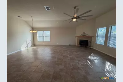 834 Madison Avenue, New Braunfels, TX 78130 - Photo 16