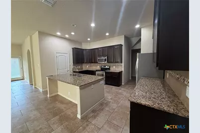 834 Madison Avenue, New Braunfels, TX 78130 - Photo 18