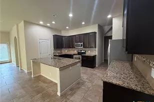 834 Madison Ave, New Braunfels, TX 78130 - Photo 18