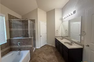 834 Madison Ave, New Braunfels, TX 78130 - Photo 14
