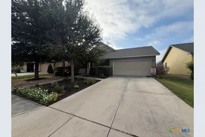 834 Madison Avenue, New Braunfels, TX 78130 - Photo 2