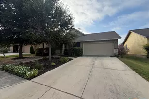 834 Madison Ave, New Braunfels, TX 78130 - Photo 2