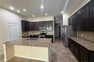 834 Madison Ave, New Braunfels, TX 78130 - Photo 16