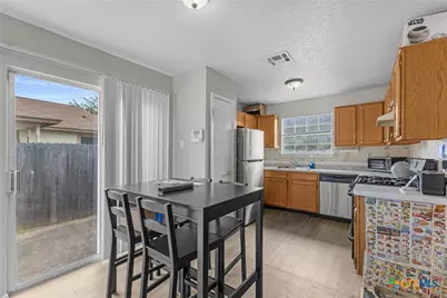 608/610 Greenlawn Boulevard, Round Rock, TX 78664 - Photo 10