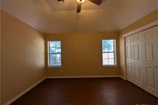 1043 Rivertree Dr, New Braunfels, TX 78130 - Photo 14