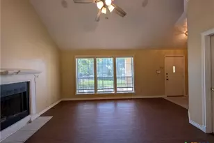 1043 Rivertree Dr, New Braunfels, TX 78130 - Photo 8