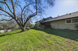 21 Royal Crest, New Braunfels, TX 78130 - Photo 32