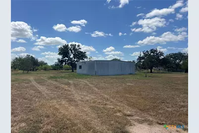 527 Moritz Road, Meyersville, TX 77974 - Photo 14