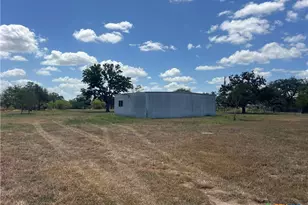 527 Moritz Rd, Meyersville, TX 77974 - Photo 14
