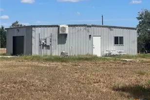 527 Moritz Rd, Meyersville, TX 77974 - Photo 20