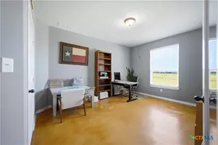 5476 County Rd 427, Stockdale, TX 78160 - Photo 8