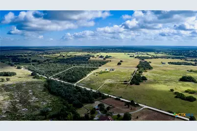 5476 County Road 427, Stockdale, TX 78160 - Photo 36