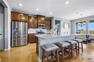 5476 County Rd 427, Stockdale, TX 78160 - Photo 4