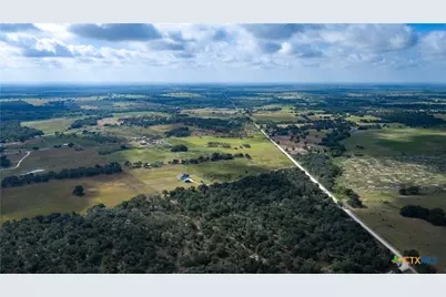 5476 County Road 427, Stockdale, TX 78160 - Photo 34