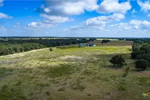 5476 County Rd 427, Stockdale, TX 78160 - Photo 26