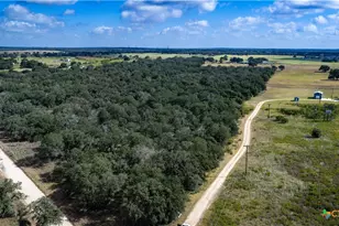 5476 County Rd 427, Stockdale, TX 78160 - Photo 32