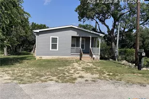 711 La Cresta Dr, Canyon Lake, TX 78133 - Photo 1