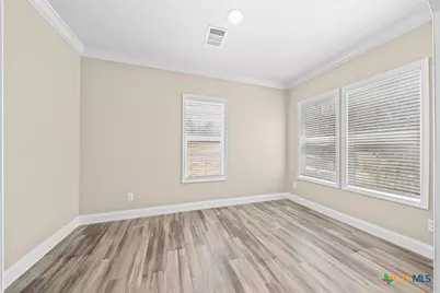 711 La Cresta Drive, Canyon Lake, TX 78133 - Photo 10