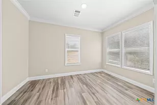 711 La Cresta Dr, Canyon Lake, TX 78133 - Photo 10