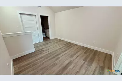 7008 Circle Oak Drive, Bulverde, TX 78163 - Photo 12