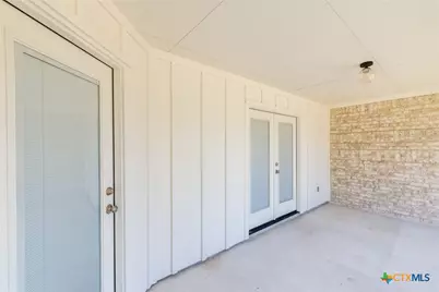228 Plum Street, Luling, TX 78648 - Photo 34