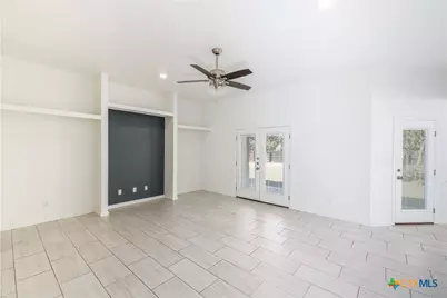 228 Plum Street, Luling, TX 78648 - Photo 4
