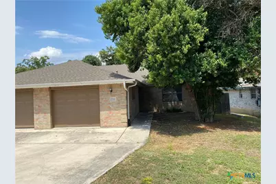 2744 N Heynis, New Braunfels, TX 78130 - Photo 2
