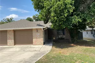 2744 N Heynis, New Braunfels, TX 78130 - Photo 2