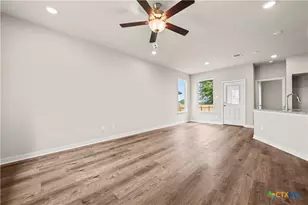 506 University Ave, Troy, TX 76579 - Photo 14