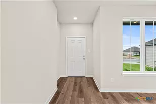 506 University Ave, Troy, TX 76579 - Photo 4