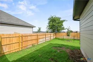 506 University Ave, Troy, TX 76579 - Photo 16