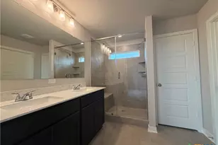 506 University Ave, Troy, TX 76579 - Photo 24