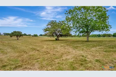 000 Levi Sloan Road, Victoria, TX 77904 - Photo 12