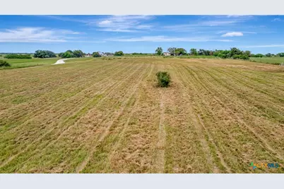 000 Levi Sloan Road, Victoria, TX 77904 - Photo 16