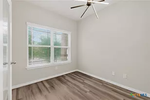 1239 Loma Rnch, New Braunfels, TX 78132 - Photo 34