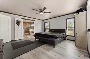 204 Rogers St, McGregor, TX 76657 - Photo 8