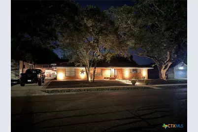 2202 E Loma Vista Avenue, Victoria, TX 77901 - Photo 10