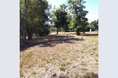 1004 E Avenue E, Temple, TX 76501 - Photo 2
