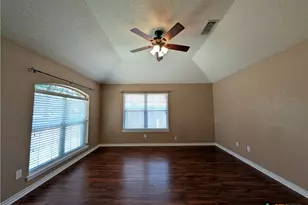 1644 W County Line Rd, New Braunfels, TX 78130 - Photo 6