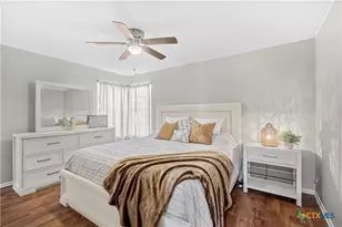 104 Red Oak Circle, Temple, TX 76502 - Photo 6