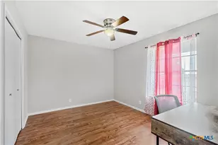 104 Red Oak Circle, Temple, TX 76502 - Photo 10