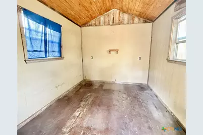 308 Louise Street, Edna, TX 77957 - Photo 48