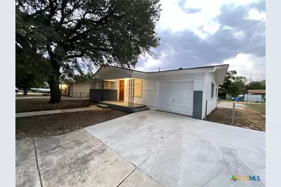 2018 Sherman Street, Seguin, TX 78155 - Photo 2