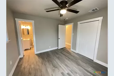 2018 Sherman Street, Seguin, TX 78155 - Photo 16