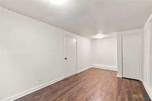 1319 S 37th St, Temple, TX 76504 - Photo 16