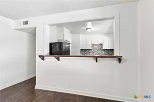 1319 S 37th St, Temple, TX 76504 - Photo 8