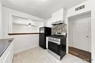 1319 S 37th St, Temple, TX 76504 - Photo 10