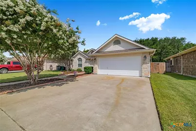 308 Green Gable Drive, Victoria, TX 77904 - Photo 32
