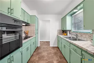 2209 S 51st St, Temple, TX 76504 - Photo 4