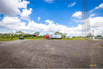 181 Pine Meadow Road, Seguin, TX 78155 - Photo 8